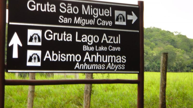 Onde ir: Gruta Lago Azul, São Miguel ou Catedral (São Mateus)? Onde ir: Gruta Lago Azul, São Miguel ou Catedral (São Mateus)?