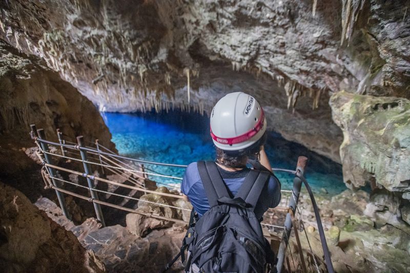 Por que não pode nadar na Gruta do Lago Azul? Por que não pode nadar na Gruta do Lago Azul?